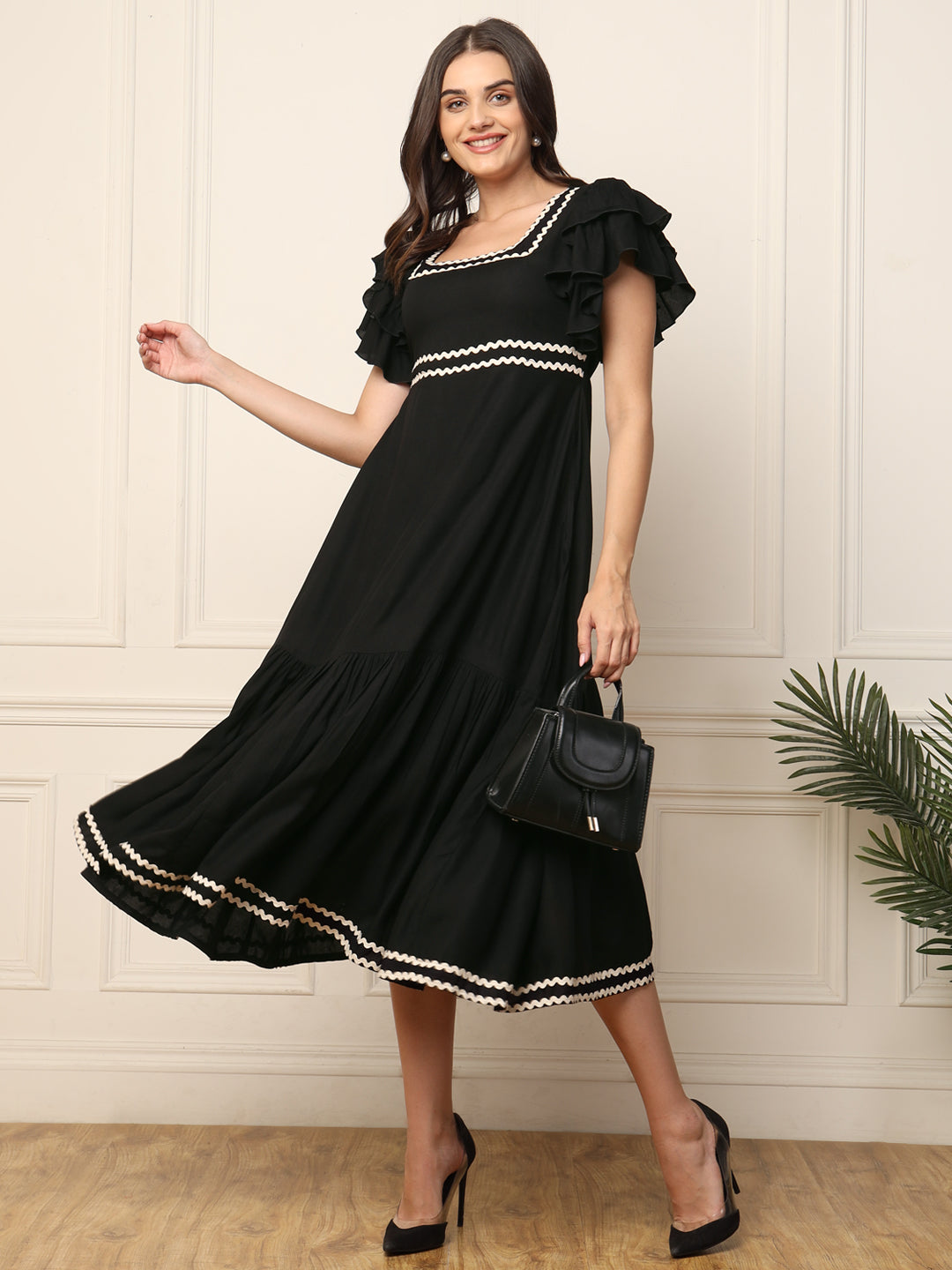 Black Tiered Flared Women Dress Black Tiered Flared Women Dress