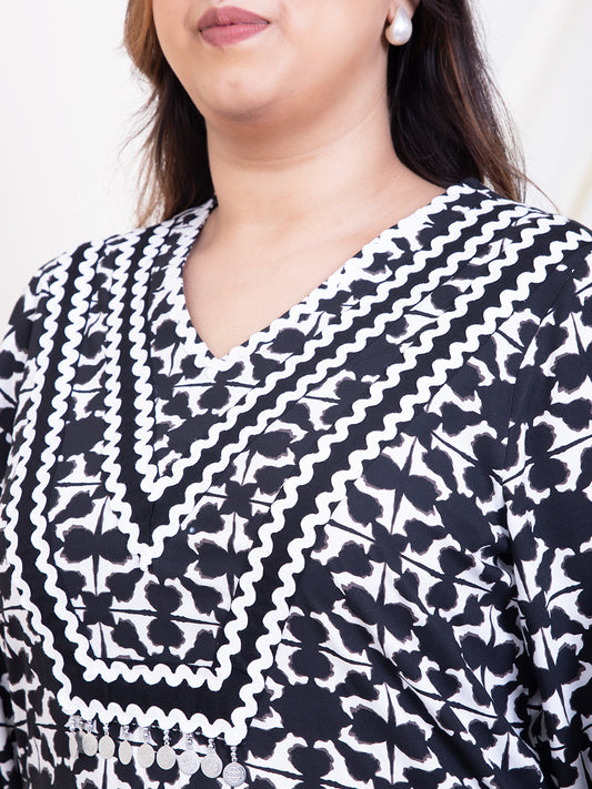 Women's Plus Size Black Geometrical Printed Kurta With Palazzo Ethnic Women Co-Ord Sets