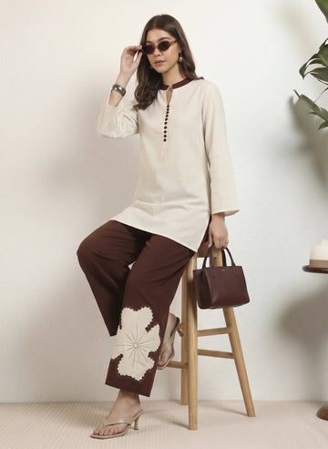 Off White Cotton Kurta With Floral Patch Work Pants Women Co-Ord Set