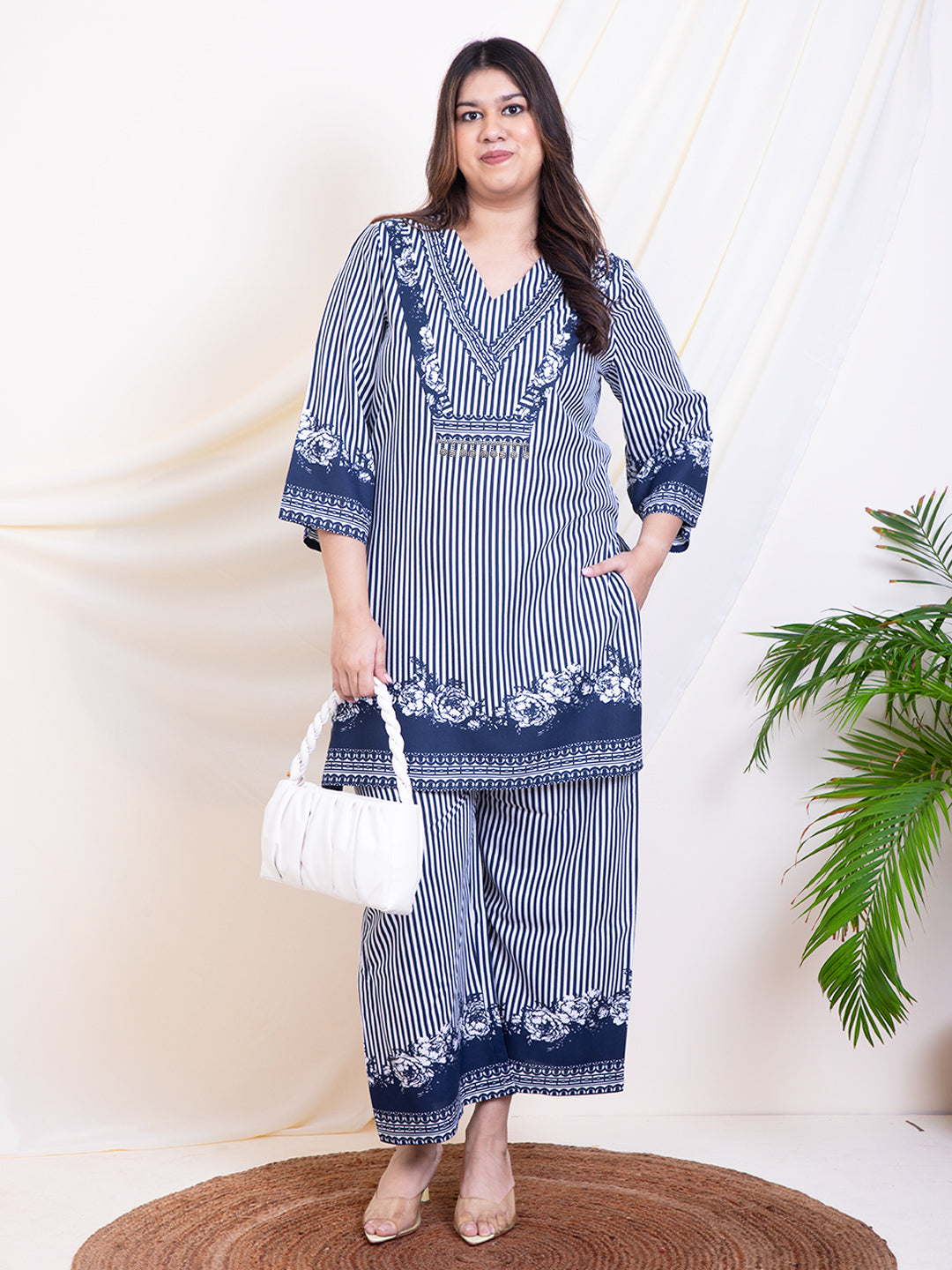 Women's Plus Size Blue Striped Printed Ethnic Women Co-Ord Sets