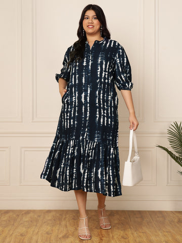 Women's Plus Size Blue Tie and Dye Tiered Shirt Dress