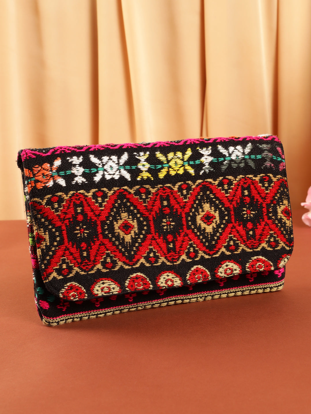 Multicolor Embroidered Handheld Clutch