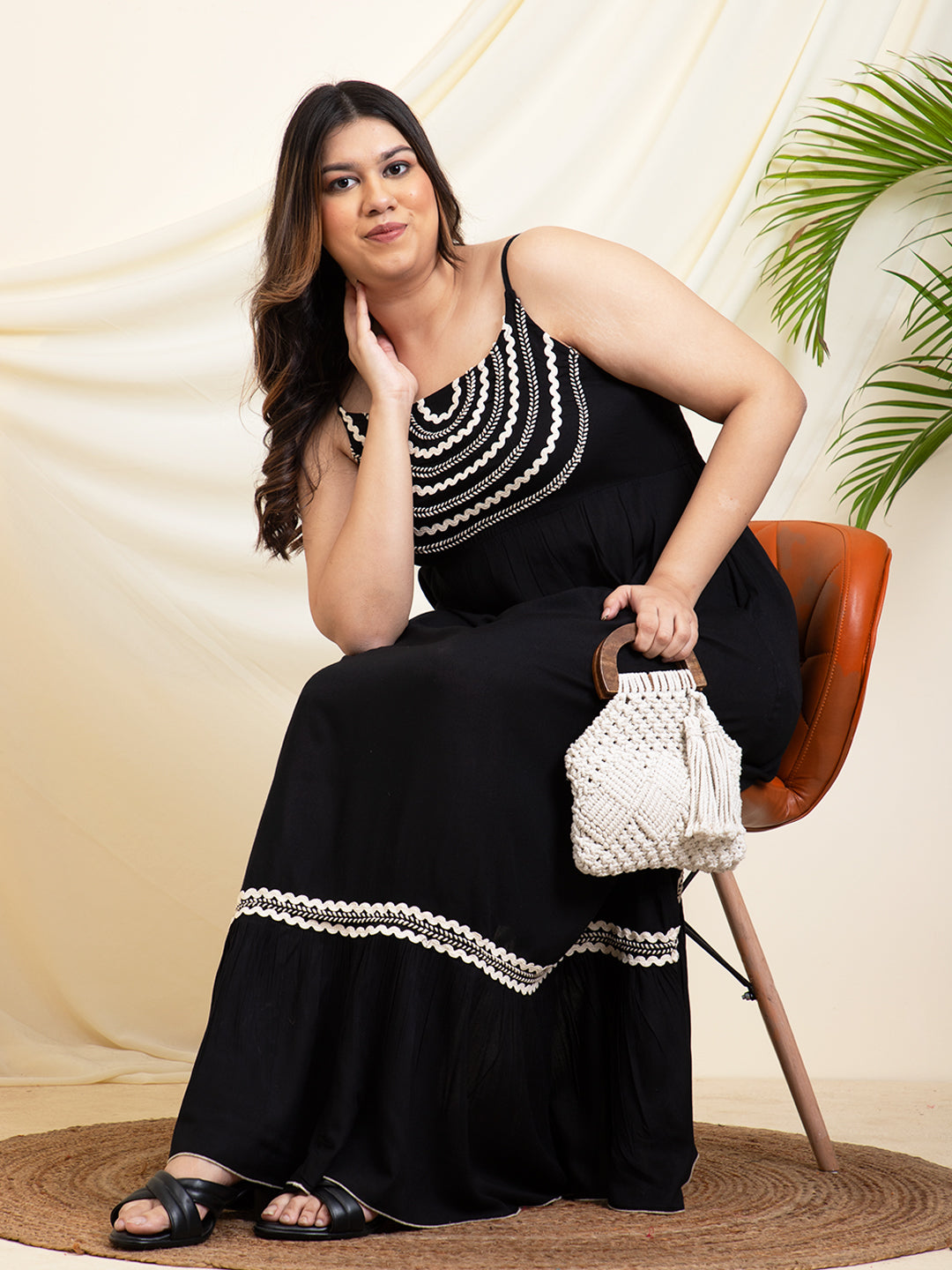 Black Tiered With Boat Neck Women Plus Size Dress