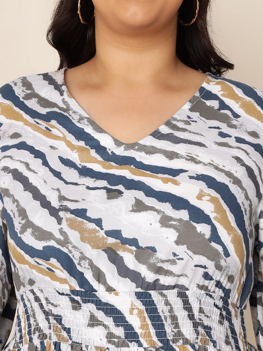 Women's Plus Size Grey Diagonal Wave Printed Tiered Maxi Women
