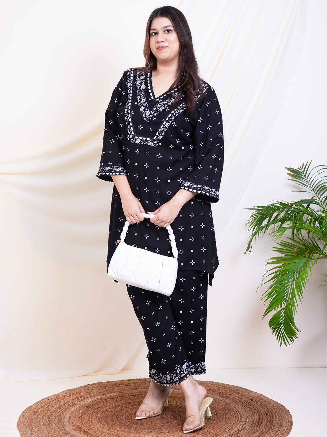 Women's Plus Size Black Motif Printed  Kurta With Palazzo Ethnic Women Co-Ord Sets