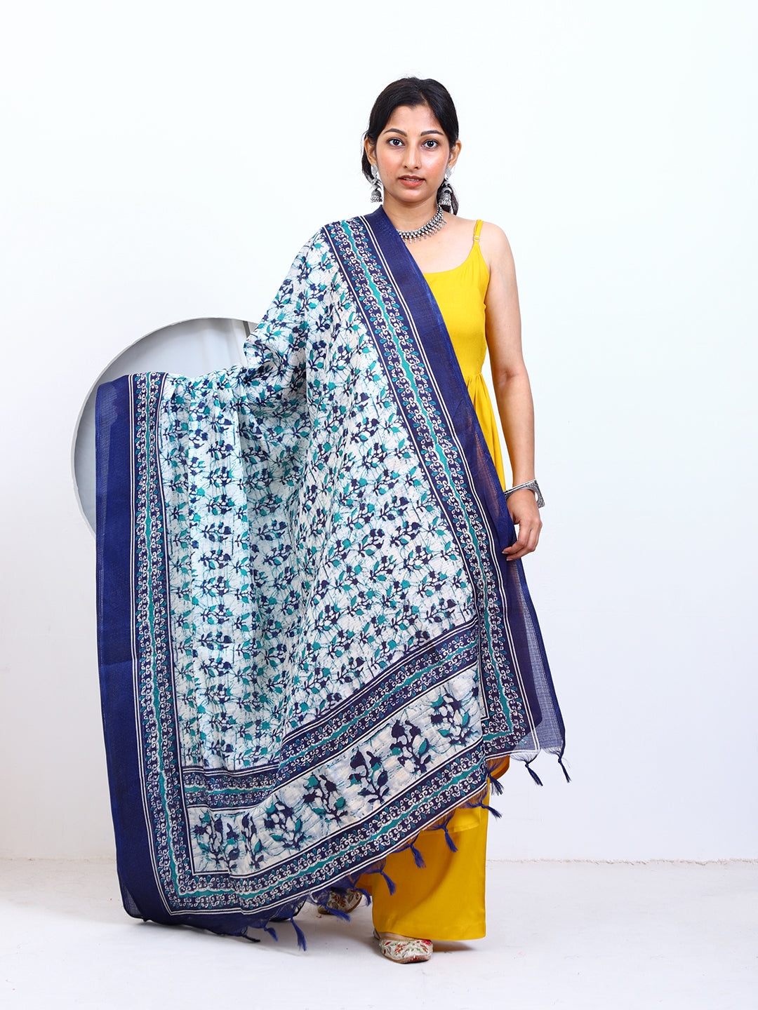 Women's Blue Printed Silk Blend Dupatta