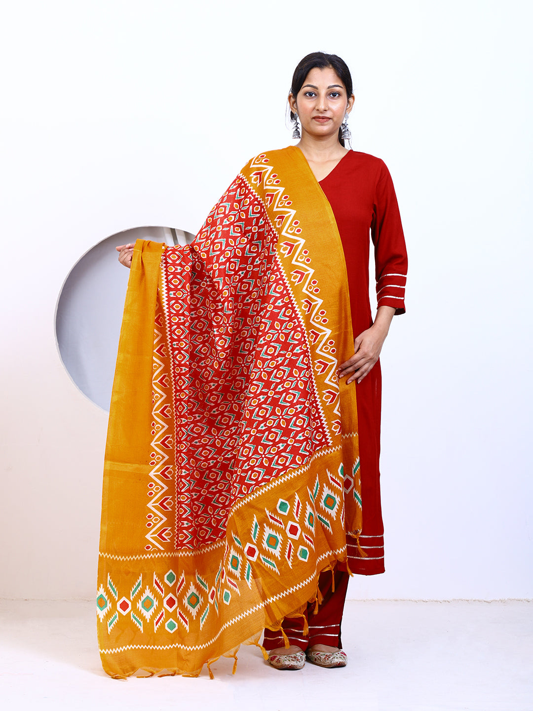 Women's Multicolor Print Silk Blend Dupatta