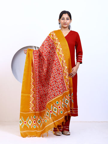 Women's Multicolor Print Silk Blend Dupatta