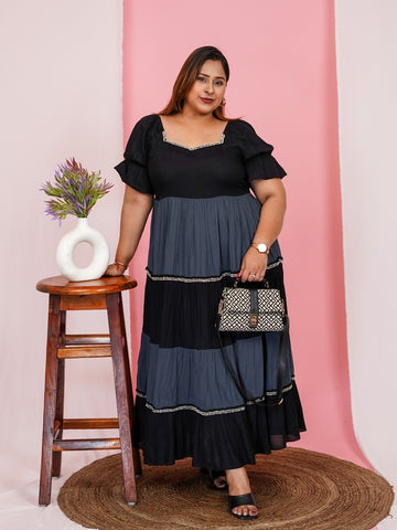 Women's Plus Size Half Sleevs Square Neck Solid Midi Dress